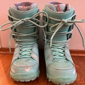 Women’s Thirty Two Lashed Boots Size 9